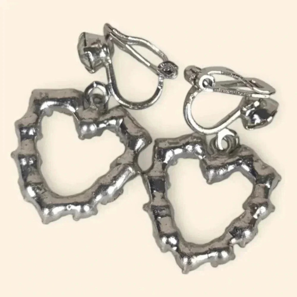 B. David Vintage Rhinestone Heart Earrings - Picture 5 of 6